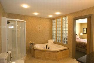 Hotel Western Conference Centre 3*
